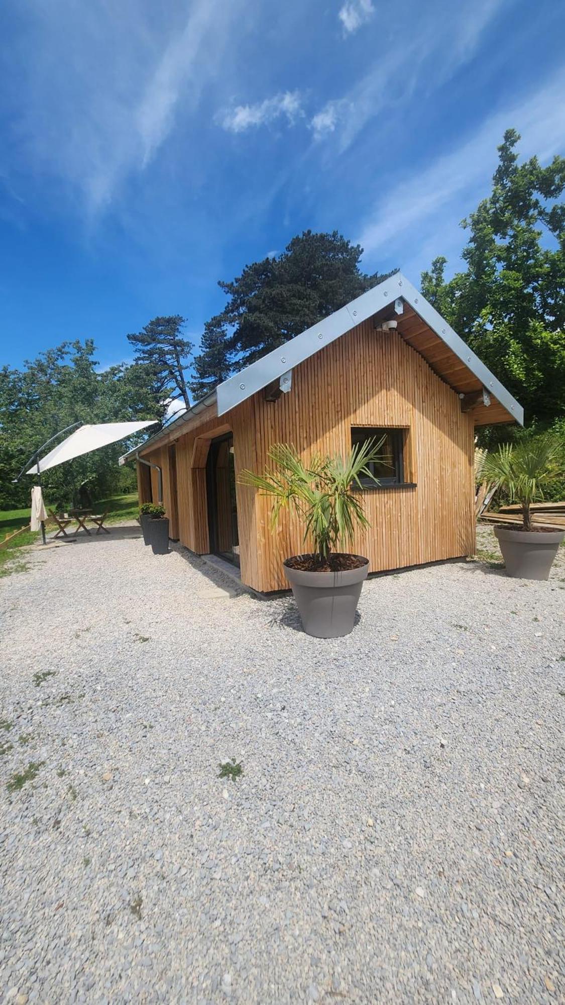 Lodge Du Chateau De Feschaux Villeneuve-sous-Pymont Exterior foto