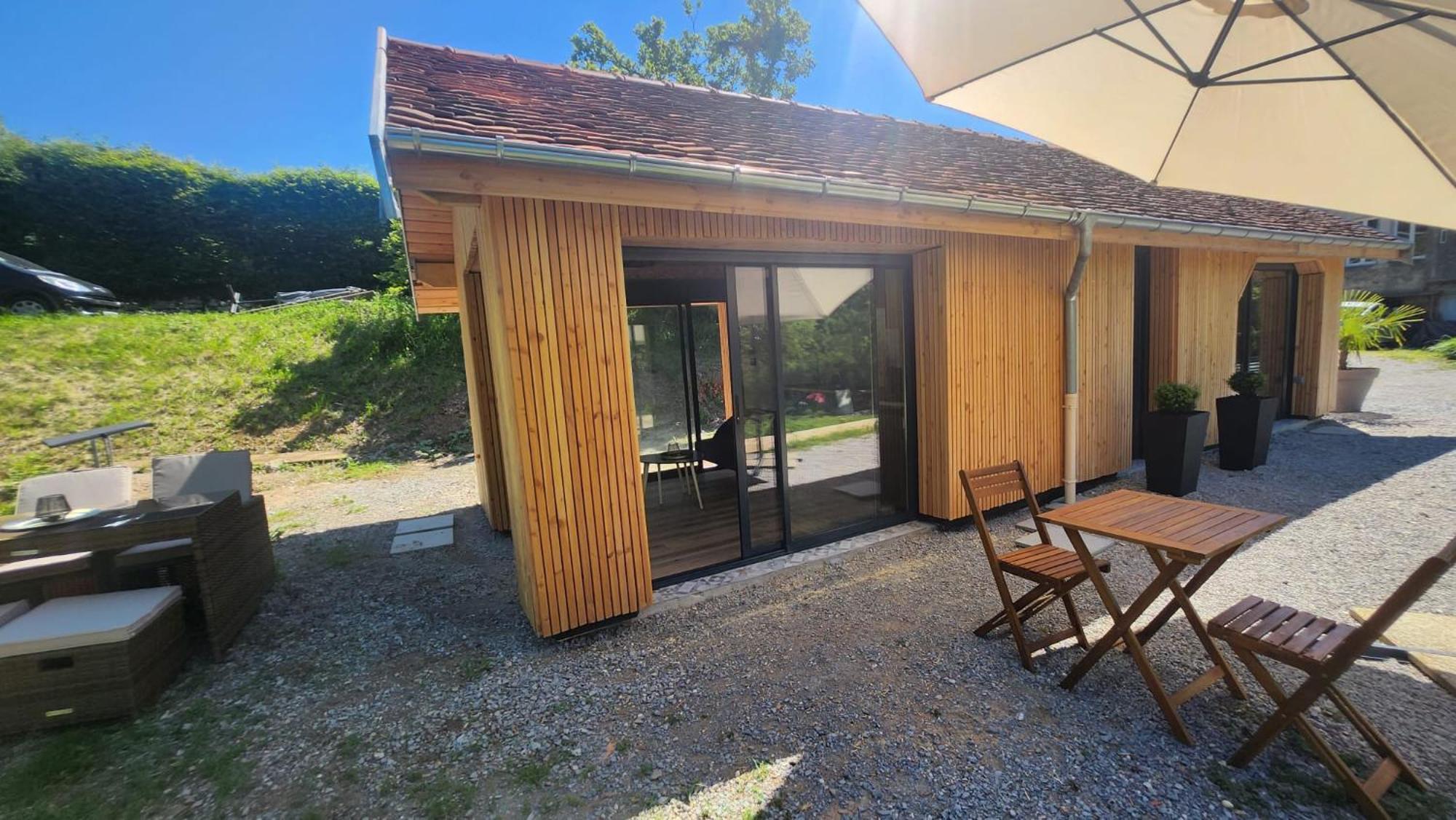 Lodge Du Chateau De Feschaux Villeneuve-sous-Pymont Exterior foto